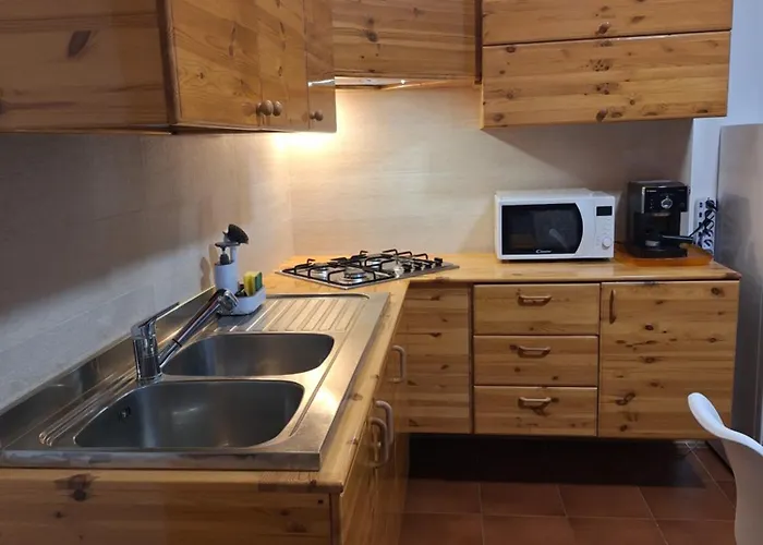 Maria's - Free Parking Area, No Ztl