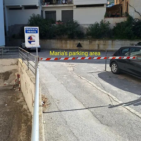 Maria's - Free Parking Area, No Ztl * צ'פאלו