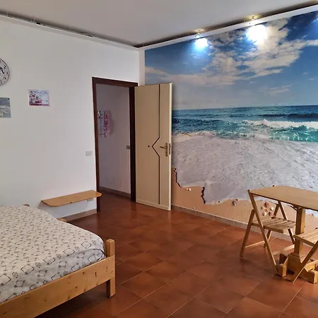 Maria's - Free Parking Area, No Ztl צ'פאלו