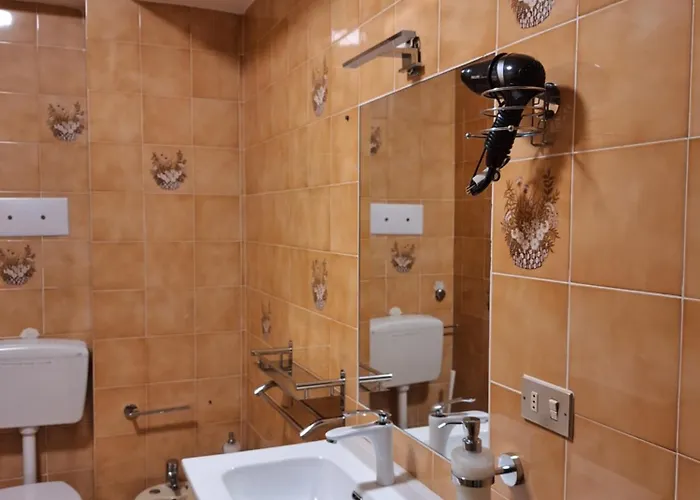 Maria's - Free Parking Area, No Ztl